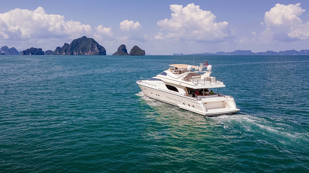 Аренда яхты Ferretti 80 Sofia на Пхукете